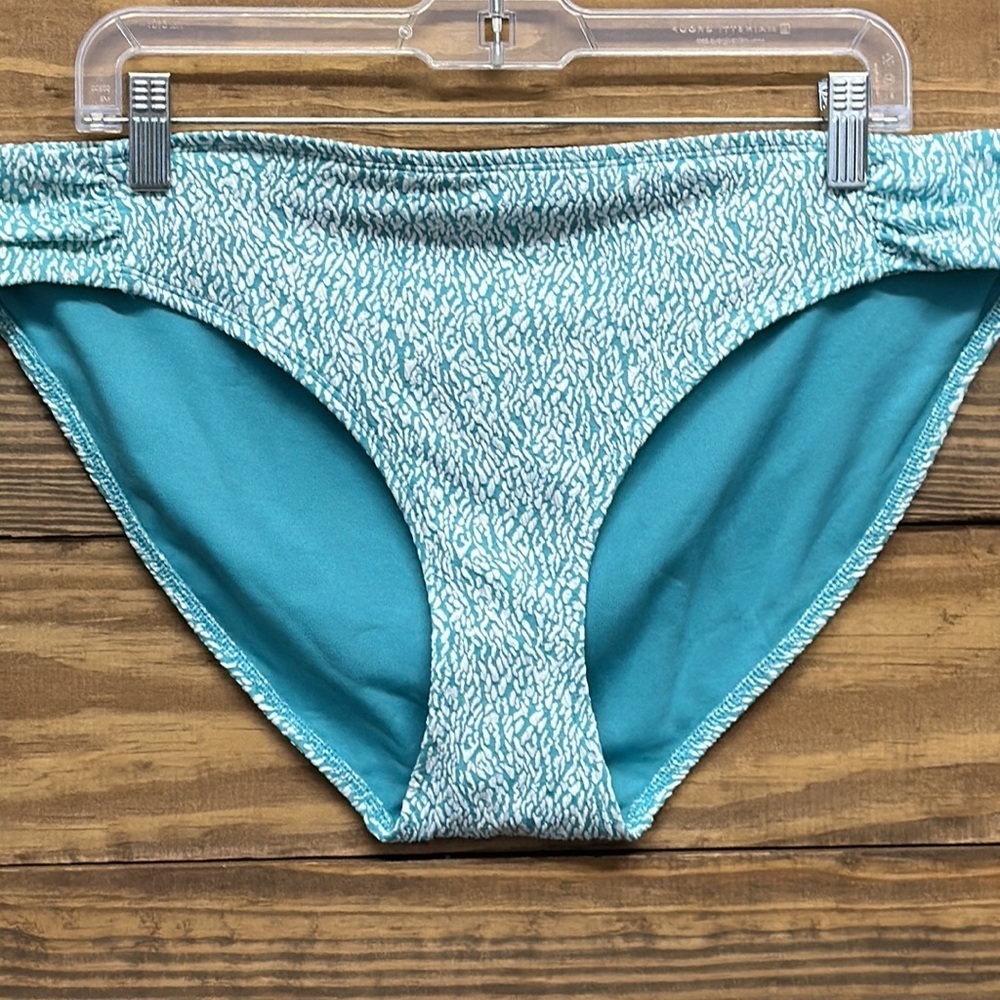 Women's Ruched Bottom